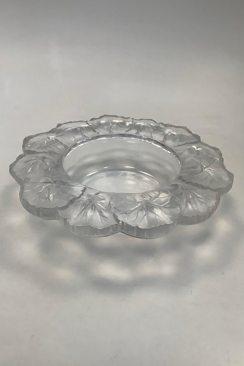 Rene Lalique Fransk Glas skål med Blomster dekoration ( frosted )