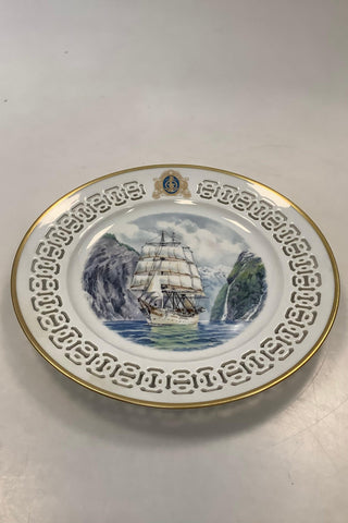 詹姆斯-E-米切尔的《宾和格朗达尔风车板图案6》（Bing and Grondahl Windjammer Plate Motif）。
