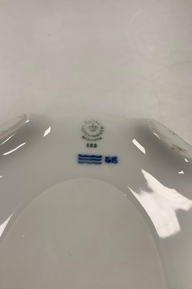 Royal Copenhagen / Kgl. Porcelæn Skærsommernatsdrøm Terrin Lyseblå No 183