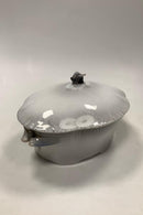 Royal Copenhagen / Kgl. Porcelæn Skærsommernatsdrøm Gammel Lågfad No 1370 / 10003