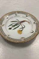 Royal Copenhagen Privatmalet Flora Danica Kagetallerken No 3552