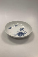 Royal Copenhagen Blå Blomst Svejfet Rund Skål No. 1528