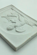 Bertel Thorvaldsen: Royal Copenhagen Porcelæn Biscuit Platte "Amor Virker et Net" No 82.