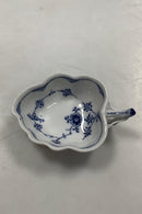 ロイヤルコペンハーゲン シェルペイントリフレット リーフ型カップ（ハンドル付） No 148