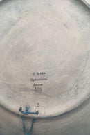 P. Ipsen terracotta platte med art nouveau dekor. "Hvid lilje og insekter" ca. 1900