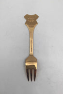 A. Michelsen Julekagegaffel 1991 I forgyldt Sterling Sølv med emalje