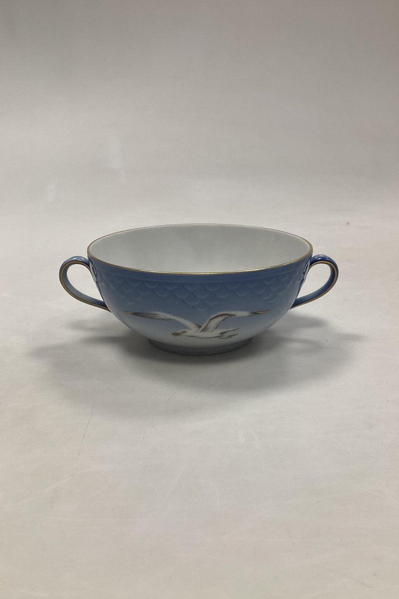 Bing og Grøndahl Måge med Guld Bouillon Kop No 247