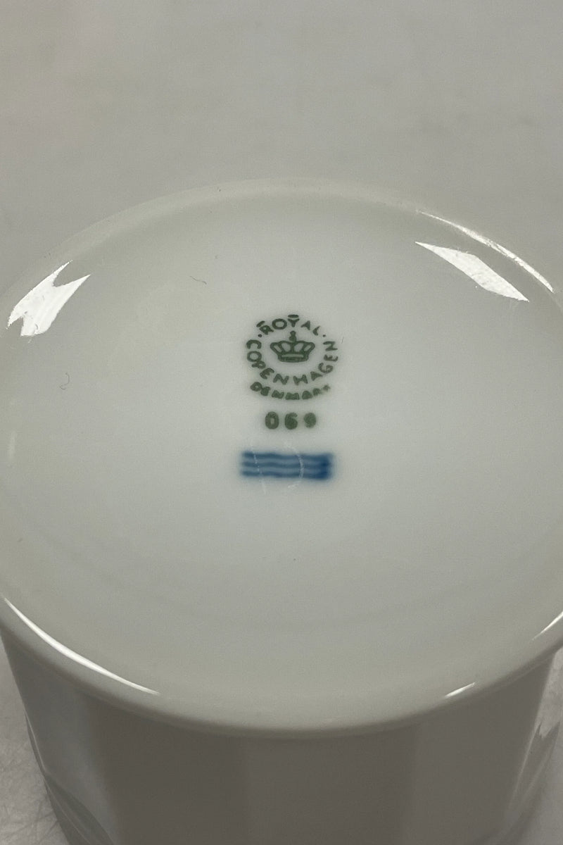 Royal Copenhagen Hvid Vifte Kaffekop No. 11572
