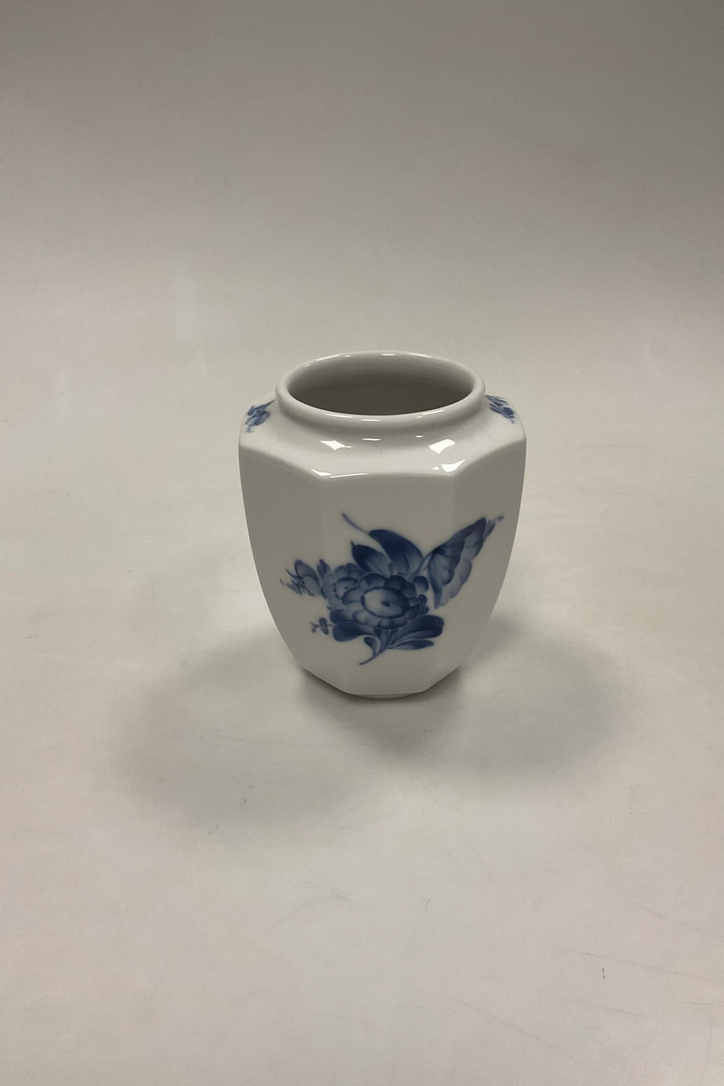 Royal Copenhagen Blå Blomst Kantet Vase No. 8612