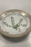 Royal Copenhagen Flora Danica Salat Tallerken No 20 / 3573