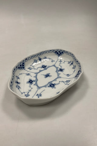 Royal Copenhagen Blue Fluted Half Lace oval plate No 552