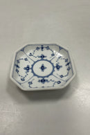 Royal Copenhagen Blue Fluted Plain Small rimmed bowl No 229