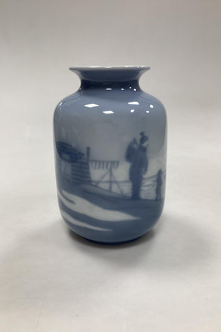 Bing og Grøndahl Vase med Motiv fra Grønland No. 719/5463