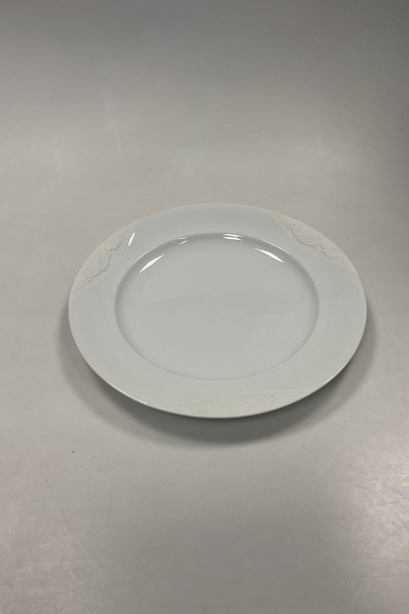 Royal Copenhagen Hvid Magnolia med uglasseret relief Buffet Tallerken No 631