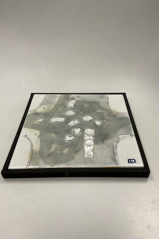 Inger Hanmann Painting enamel on metal