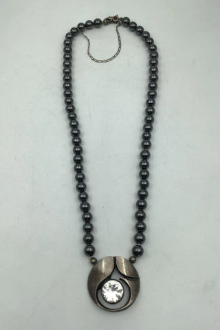 Sten og Laine, Finland, Hæmatit Halskæde