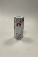 Bing og Grøndahl Fyrfad Lysestage af Annegrete Halling-Koch No. 1827/5466. Rød nuancer med guld