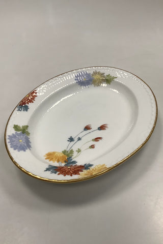Royal Copenhagen Stel No 93 Hvid Halvblonde m. Blomster og Guldkant Ovalt Fad 30cm