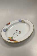 Royal Copenhagen Stel No 93 Hvid Halvblonde m. Blomster og Guldkant Ovalt Fad