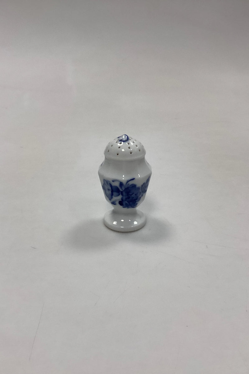 Royal Copenhagen Blå Blomst Kantet Peberbøsse No. 8584