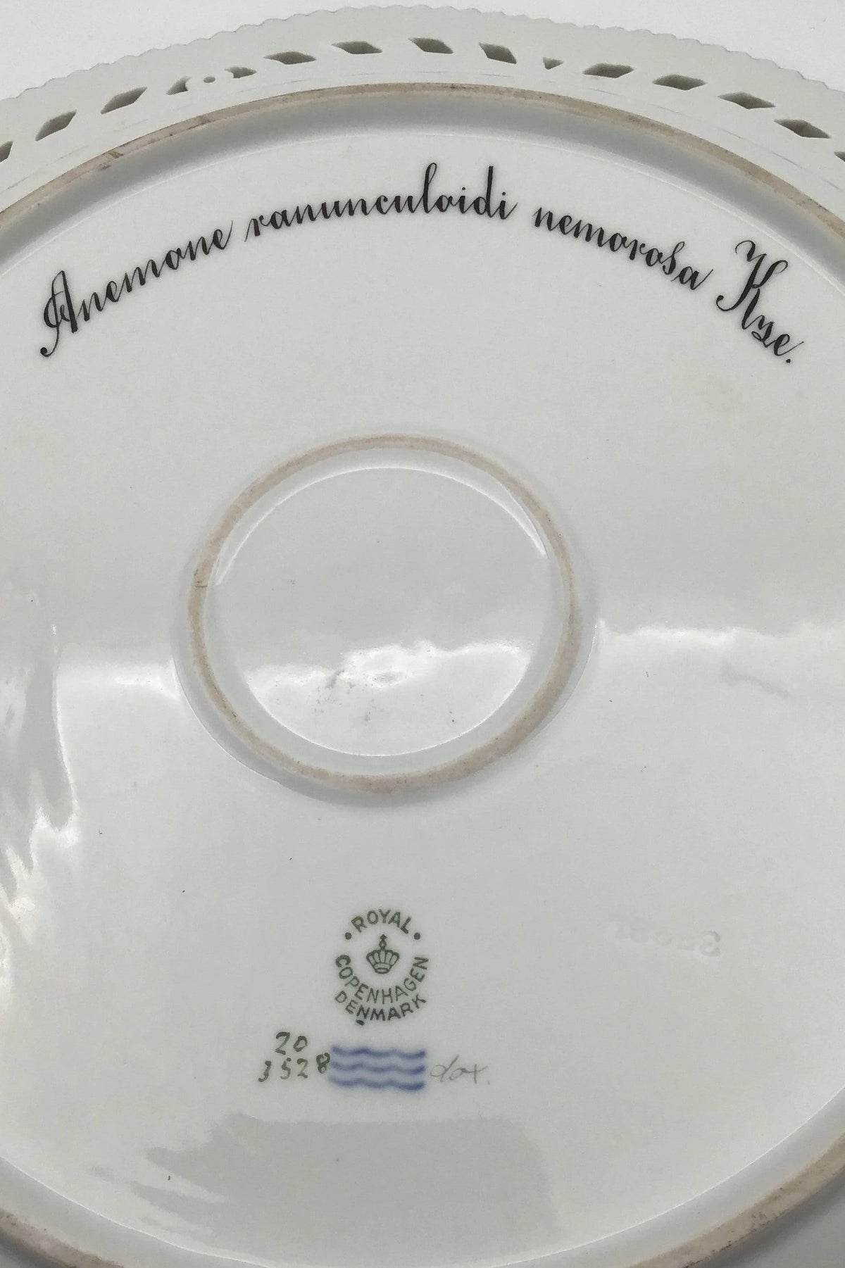 Royal Copenhagen Flora Danica Stor Rundt Gennembrudt Fad No