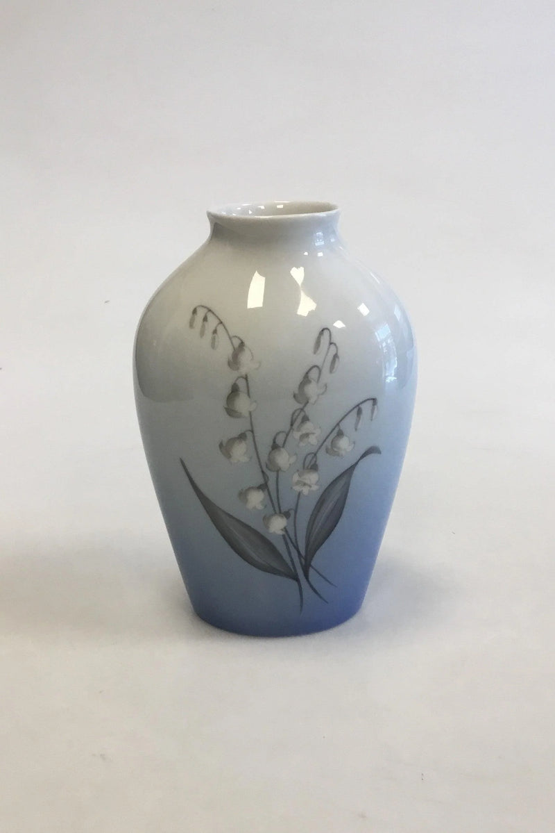 Bing og Grøndahl Vase No. 57/239 med Liljekonval