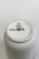 Royal Copenhagen Vase med Rytterstatuen af Frederik V på Amalienborg Slotsplads No 4566