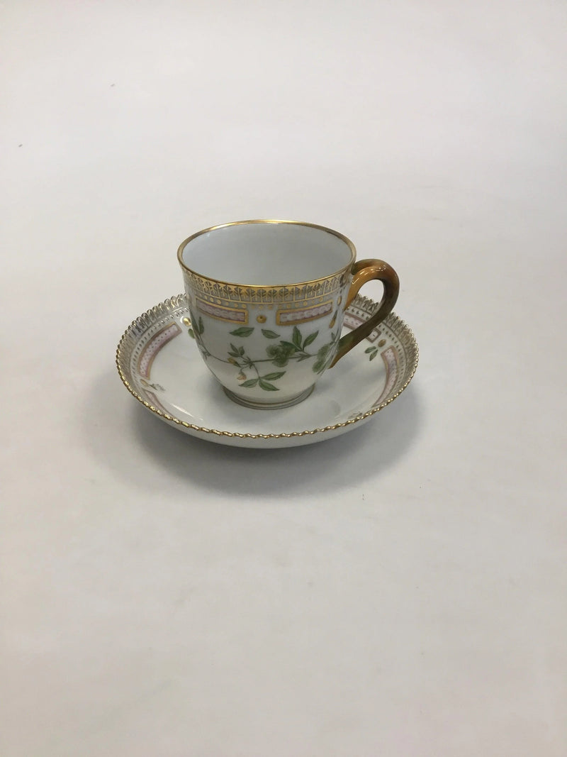 Royal Copenhagen Flora Danica Kaffekop og Underkop No 20/3597