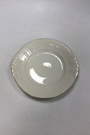 ロイヤルコペンハーゲン クリームウェルテッドウィズゴールド（セット1235）ラウンドケーキプレート No 1864