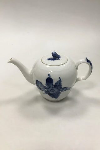 Royal Copenhagen Blå Blomst Flettet Tekande No. 8244