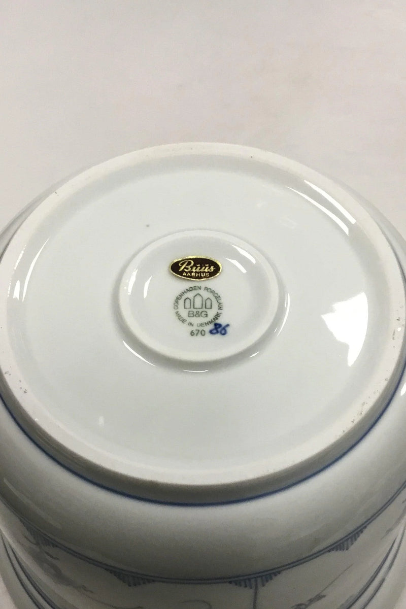 Bing and Grondahl蓝色凹槽里弗特大花盆 No 670