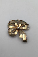 Bernhard Hertz Brosche aus 14 K Gold mit Perle