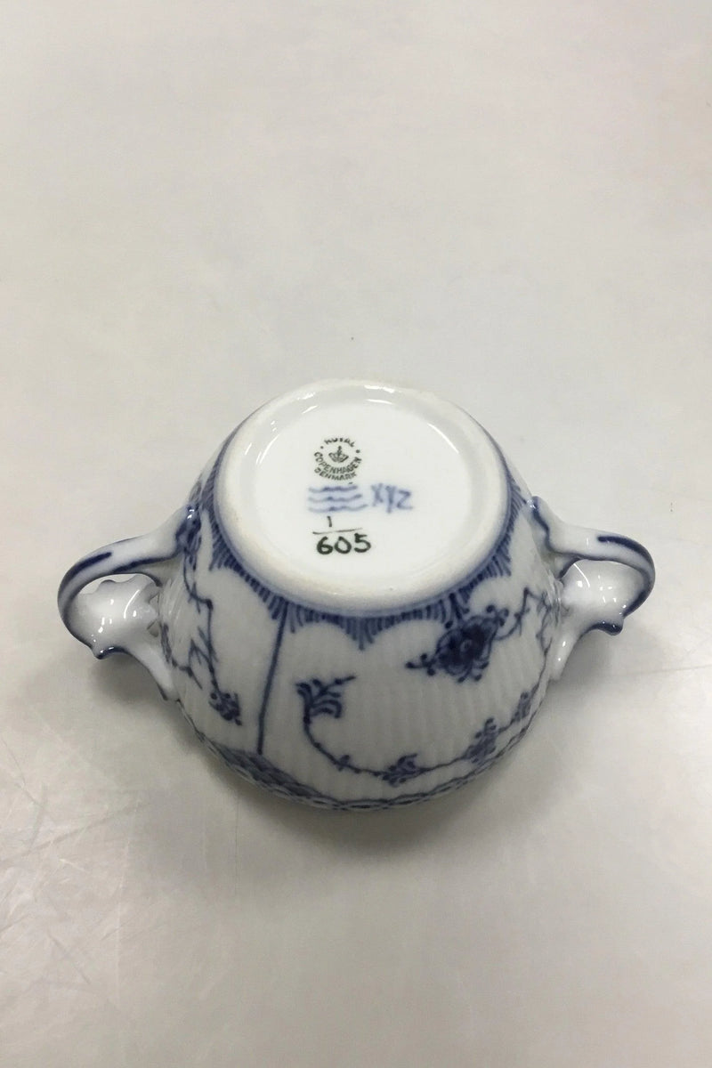 Royal Copenhagen Shell Painted Half Lace Zuckerdose ohne Deckel Nr. 605