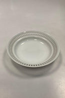 Bing og Grøndahl Haga Hvid Gennembrudt Kant Dybtallerken No 323