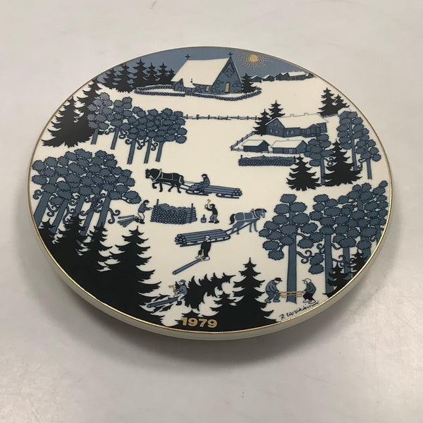 Arabia Finland Christmas plate 1979