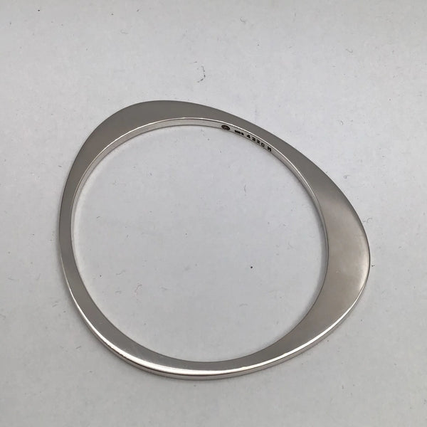 美品❗【ジョージジェンセン】バングル　スターリングシルバー ジョージ ジェンセン スターリングシルバー バングル No. 422 C 「Extra」