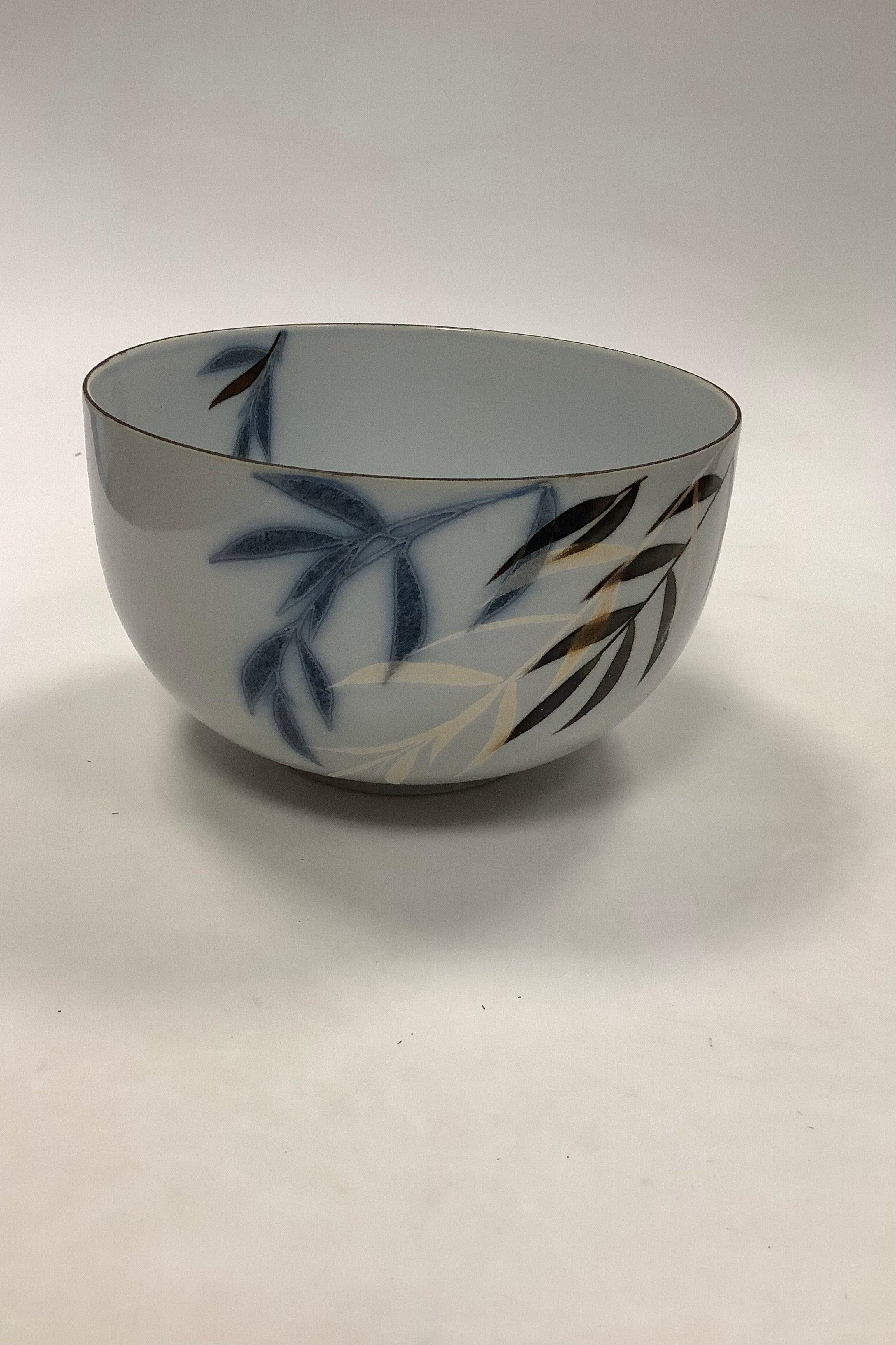 ロイヤルコペンハーゲン モダンベース イワン・ワイス作 No 22788