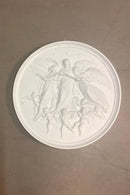 Thorvaldsen: Royal Copenhagen Biscuit Platte" Christmas Joy in Heaven" No 111