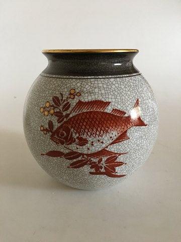 Bing und Grondahl Art Deco Vase in Krakele mit Fischmotiv Nr. 1045/472/K