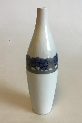 Jugendstil-Vase von Bing und Grondahl. Unterzeichnet MS. Von 1912-1914 PMN