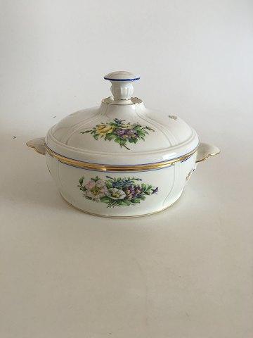 Bing & Grondahl Herregaard Lidded Bowl（ビング＆グロンダール ヘレガード リディッドボウル