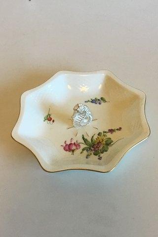 Bing Grondahl Saxon花，手绘八角形蛋糕盘