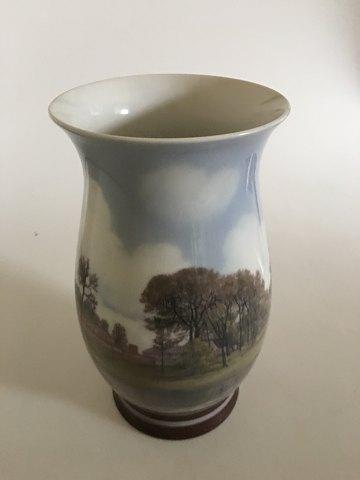 Bing & Grøndahl Sophus Jensen Unika Vase No. 440 med Dyrehavebakken Motiv