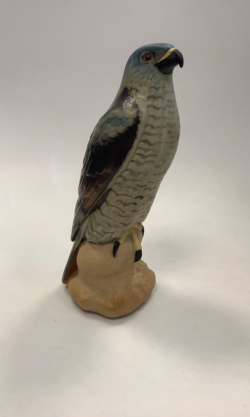 Bing og Grøndahl  Stentøjsfigur af Spurvehøg No. 1892