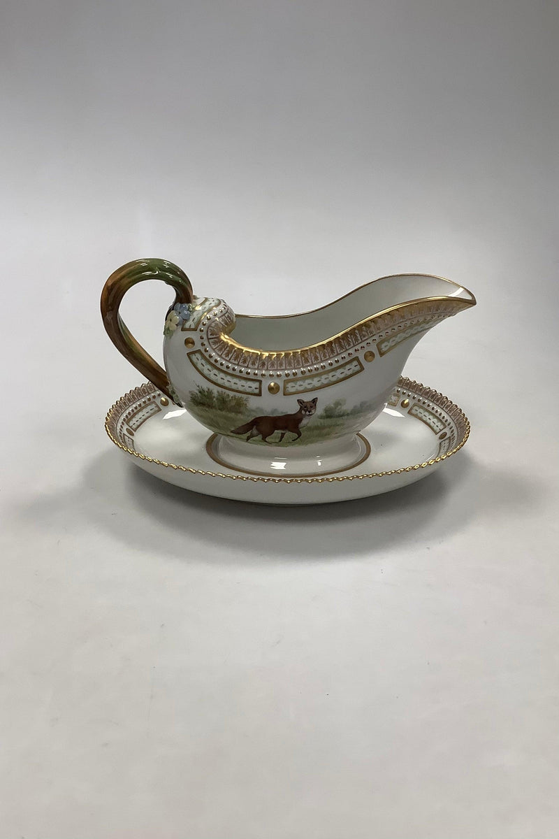 Royal Copenhagen Flora Danica Jagt Saucekande med fast Underskål