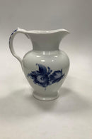 Royal Copenhagen Blå Blomst Flettet Vandkande No 8247