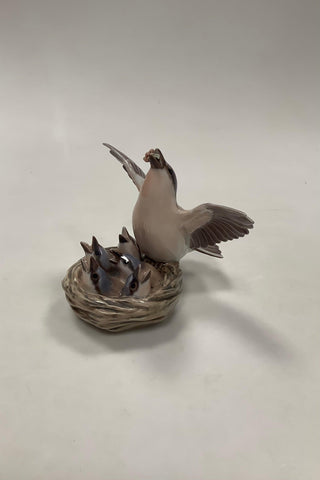 Dahl Jensen Figur af fugl på rede DJ No 1349