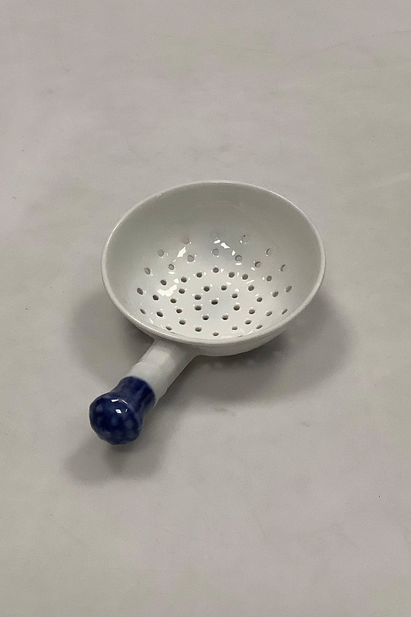 Royal Copenhagen Blå Blomst Flettet Thesi no 8248