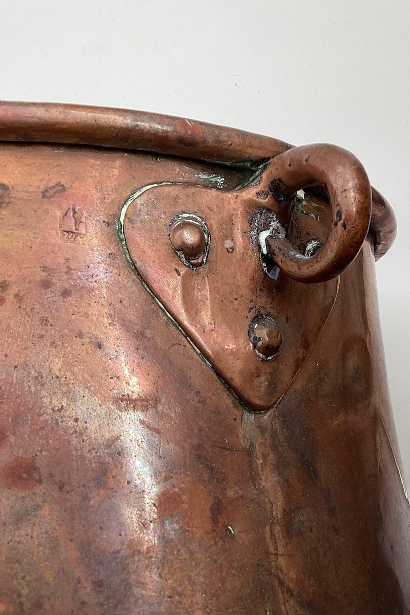 Stor dyb gryde i kobber Danmark 18. århundrede STEMPLET