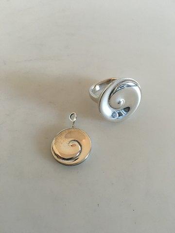 Georg Jensen Sterling Silver Torun Ring No 350とPendant No 207